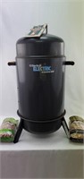Char-Broil Electric Smoker w/ Booklet & great