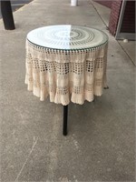 (2ft) Table With Decorative Table Cloth
