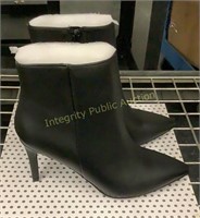 Black Heel Boots Size 6 1/2