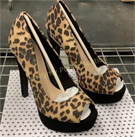 Cheetah Print Heels Size 7 1/2