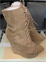 Brown Boot Wedges Size 8