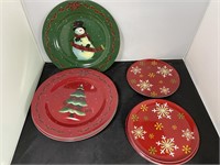 Plastic Christmas Plate Lot