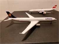Model Planes (2X) Lufthansa 1:500 Airbus A330/A340