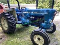 Ford 5900 Tractor, excellent low hours