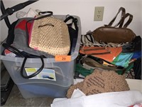 LARGE LOT OF BAGS / HANDBAGS/ MISC