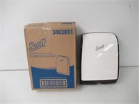 Scott ® MOD™ SLIMFOLD™ Towel Dispenser, White