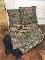 Fringed Tapestry Floor Covering