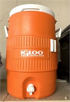 Igloo 5 gallon drinking water dispenser