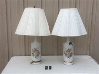 2 Lamps w/shades