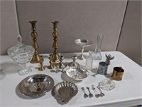 Box Lot: Decorations (Brass Candle Sticks)