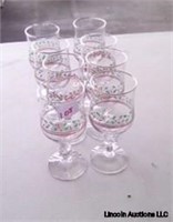 Set of 8 holiday glasses