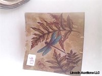 Decorative dragonfly plate