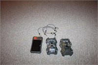 Two Wildgame Trail Cams w/ Moniter