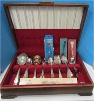 Silverplate Cutlery Assortment in Case