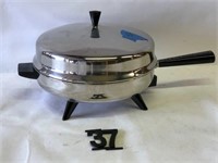 Farberware electric  frying pan excellent