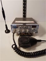 Cobra Sound Tracker CB Radio with Antena