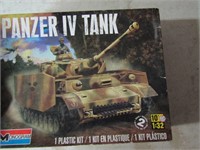 NEW Monogram Panzer IV Tank Model