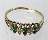 14K Gold Diamond and Emerald Ring