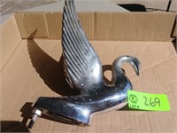 Car hood ornament Swan
