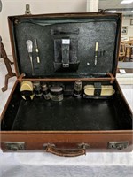 Vintage fitted gents suitcase