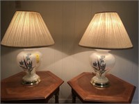 2-Matching Lamps