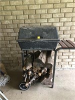 Small Charcoal Grill w/Wood