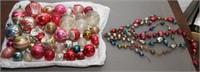 (2) flats of assorted vintage Christmas ornaments