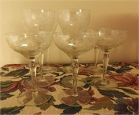 Lot #2124 - Etched glasses to include (4) wine