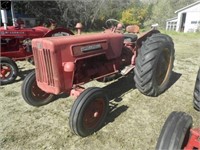 1963 IH B414 Antique Tractor