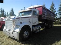 2004 Freightliner Grain Truck