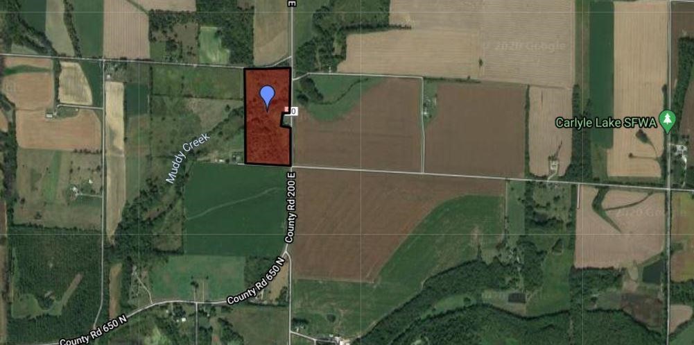 18.82+- Acres in Fayette County, IL