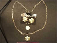Park Lane Flower Necklace Set w/Clip Earrings