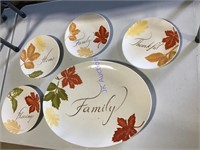 Fall serving set