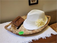 LADIES HAT AND TRAY