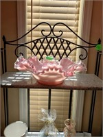 PINK RUFFLE BOWL AND HOBNAIL PIECES