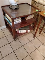 GLASS TOP SQUARE 2 TEIR END TABLE