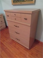 Vintage Harmony House Chest of Drawers VGC