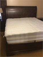 4 piece bedroom suit w/ Sleigh bed king size, 2