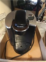 Keurig Model B60 single coffee maker - comes on