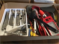 Flatware & kitchen utensils