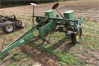 JOHN DEERE 2 ROW PLANTER