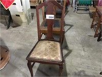 DINING ROOM CHAIR