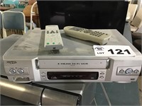 SANYO VCR PLAYER W REMOTES