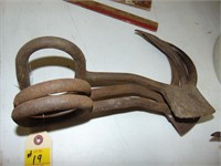 (3) Hay Hooks