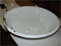 Large Enamel Dish Pan