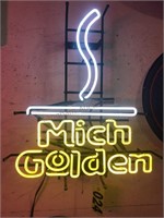 Mich Golden Beer Lighted Sign
