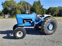 Ford 8000 Diesel tractor NOTE