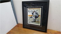 #93 Doug Gilmour Autographed Framed Picture 16inWx