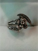 Silver 925 flower ring.  Size 6.5