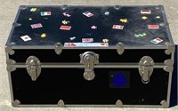 Band trunk 18" x 32“ x 15“